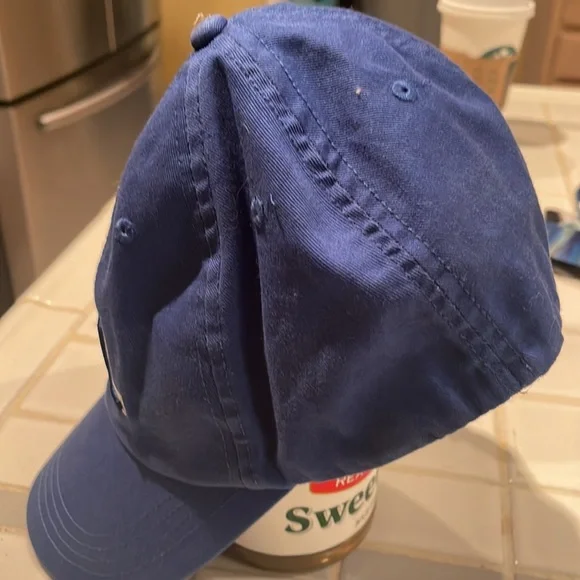 JL (LINDENBERG) FITTED GOLF CAP - Picture 2 of 6